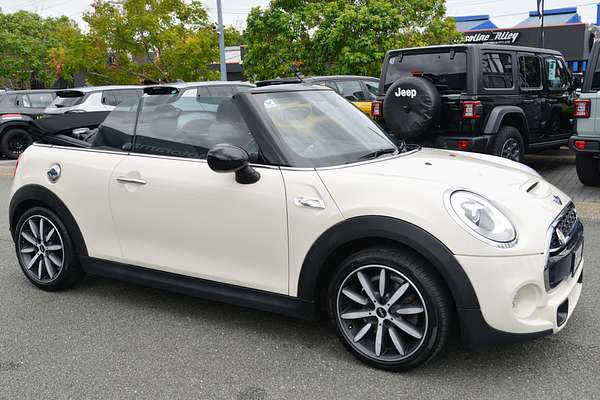 2017 MINI Convertible Cooper S F57