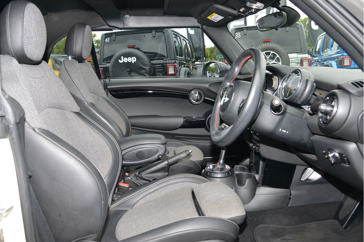 2017 MINI Convertible Cooper S F57