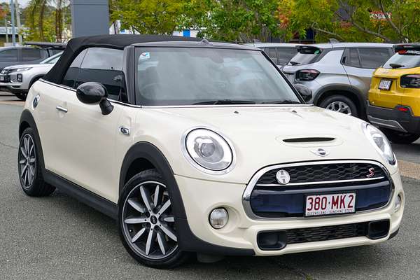 2017 MINI Convertible Cooper S F57