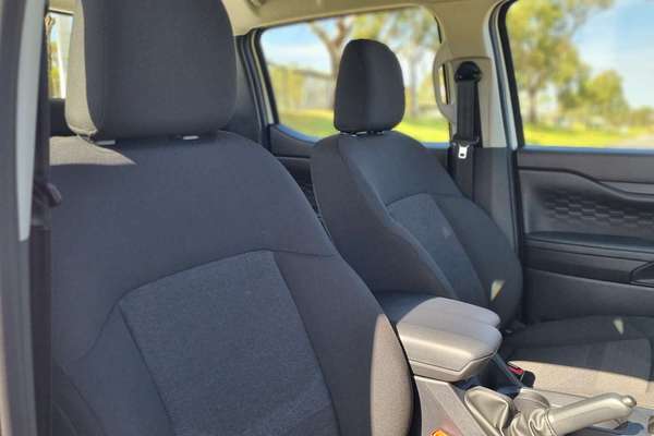2025 Ford Ranger XL 4X4