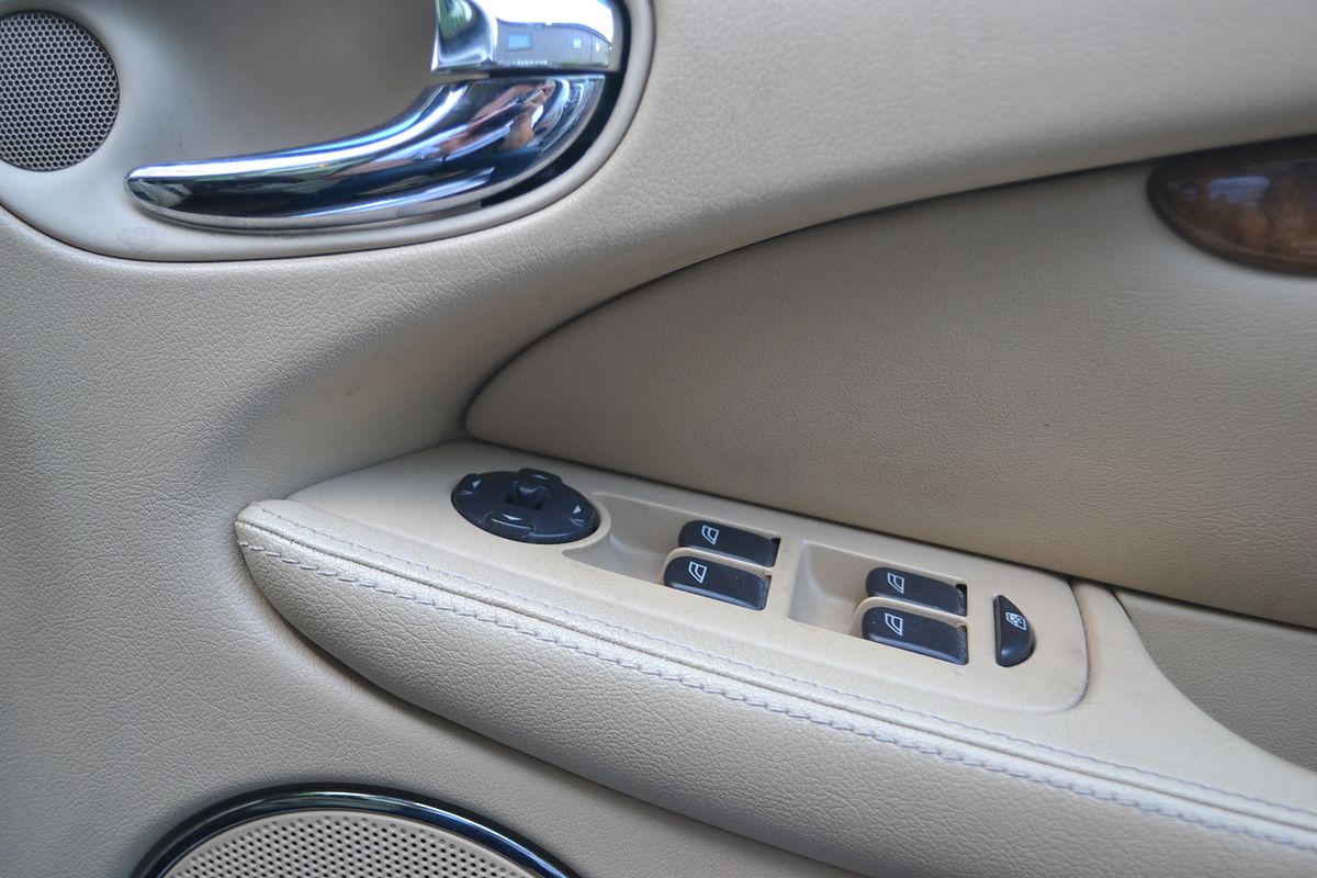 2005 Jaguar X-Type Luxury X400