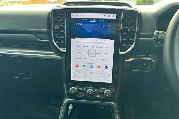2024 Ford Everest Platinum