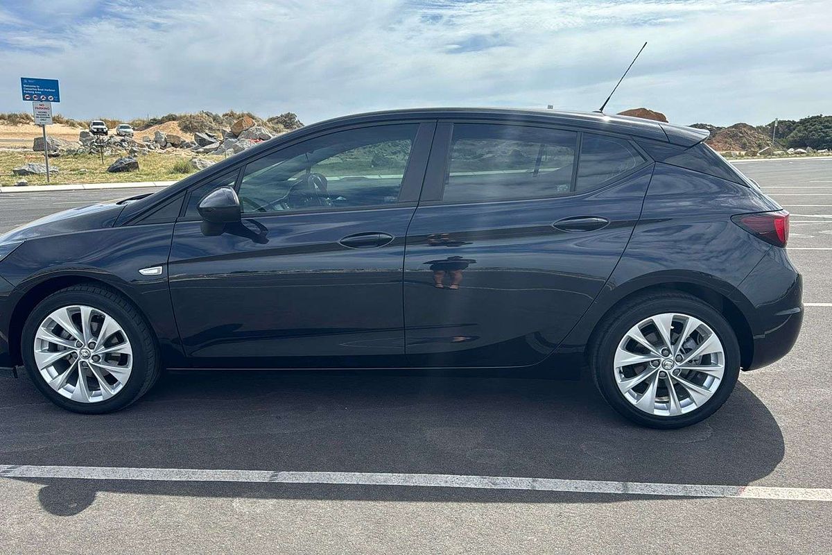 2019 Holden Astra R BK
