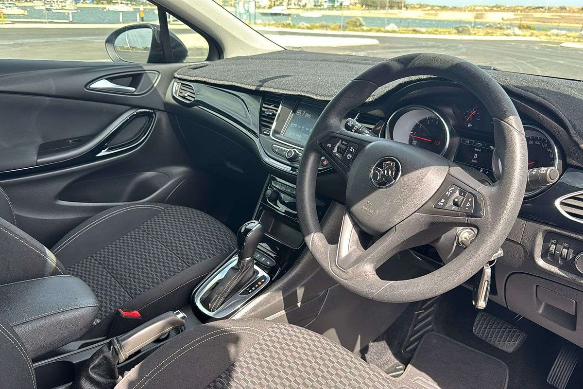 2019 Holden Astra R BK