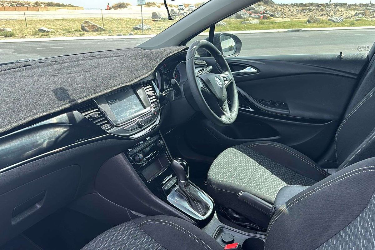 2019 Holden Astra R BK