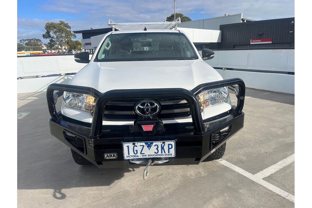 2016 Toyota Hilux SR GUN126R 4X4