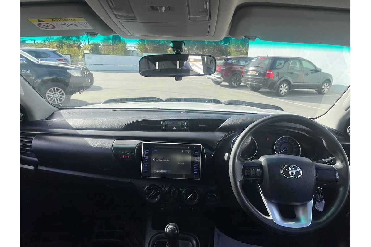 2016 Toyota Hilux SR GUN126R 4X4