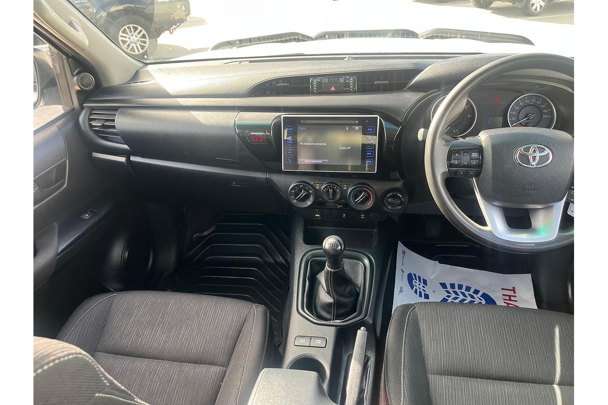 2016 Toyota Hilux SR GUN126R 4X4