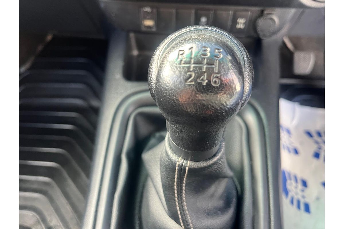 2016 Toyota Hilux SR GUN126R 4X4