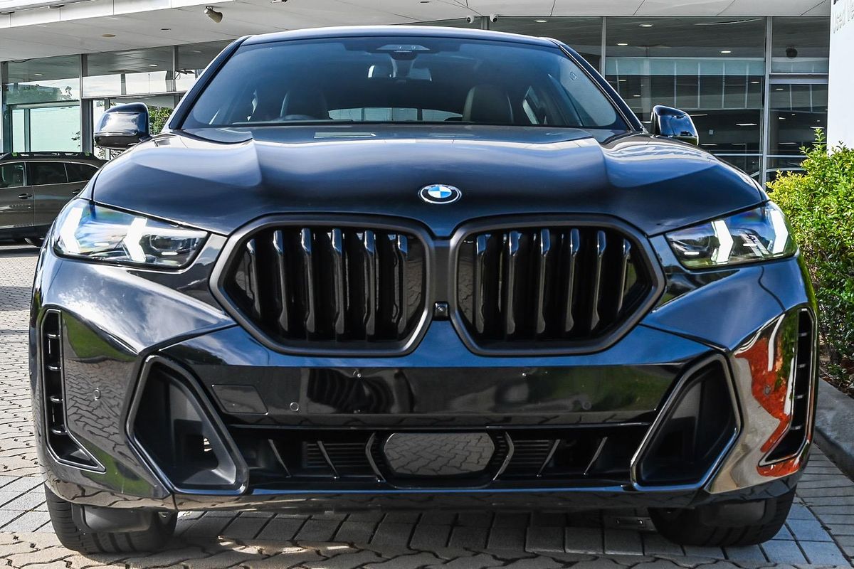 2023 BMW X6 xDrive40i M Sport G06 LCI
