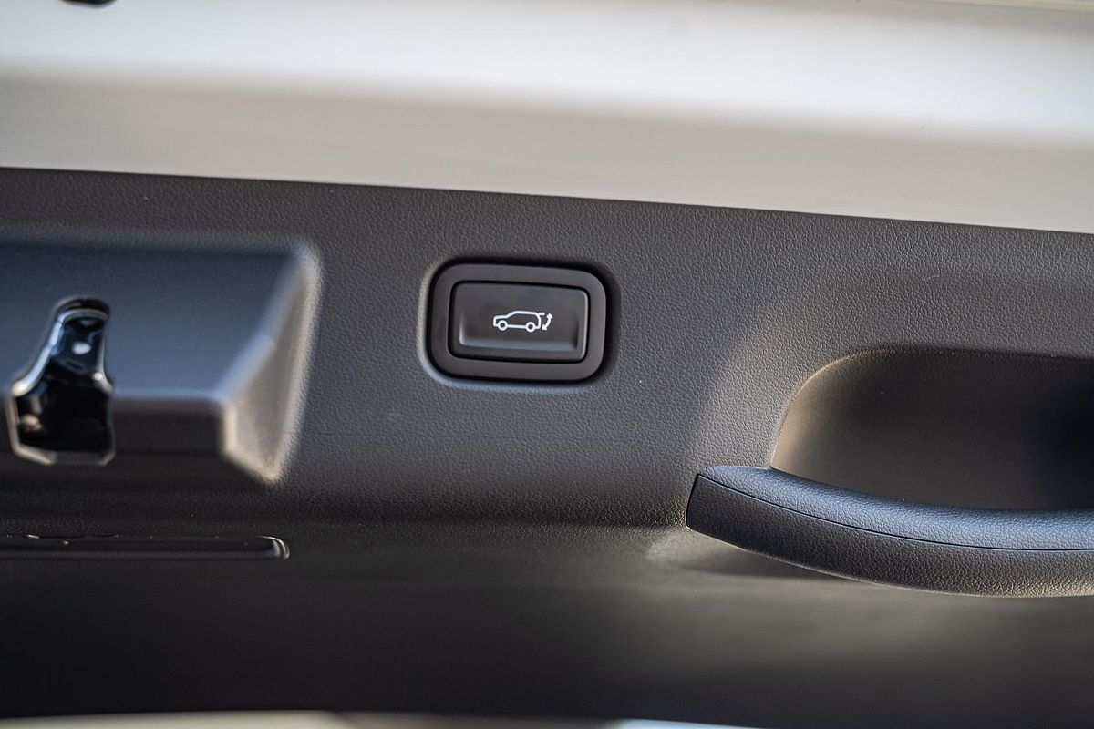 2025 Hyundai Kona Premium SX2.V2