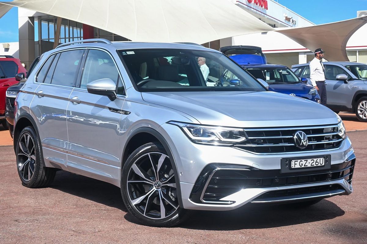 2023 Volkswagen Tiguan 162TSI R-Line 5N