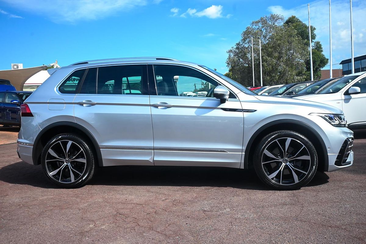 2023 Volkswagen Tiguan 162TSI R-Line 5N