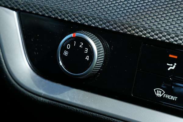 2022 Kia Sportage S NQ5