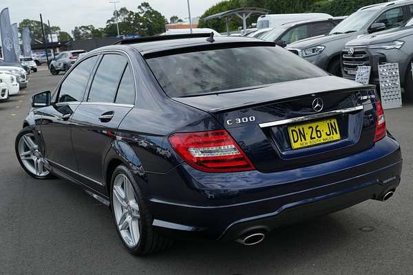 2011 Mercedes-Benz C-Class C300 Elegance W204