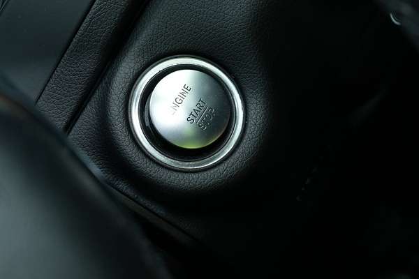 2011 Mercedes-Benz C-Class C300 Elegance W204