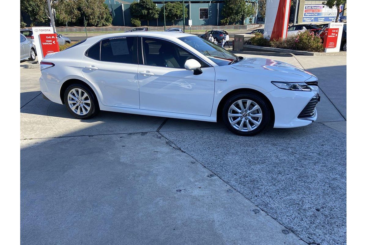 2020 Toyota Camry Ascent AXVH70R