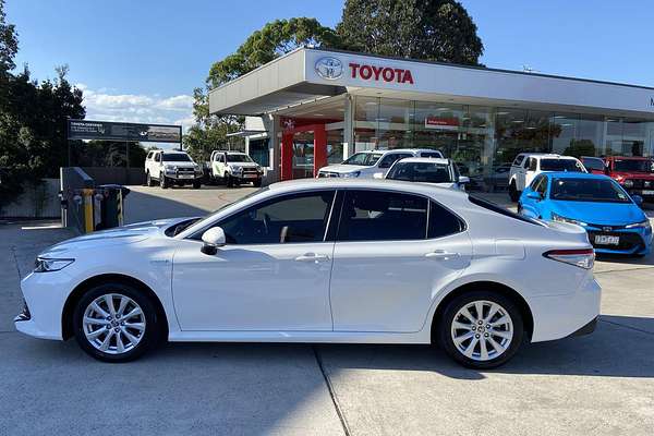 2020 Toyota Camry Ascent AXVH70R