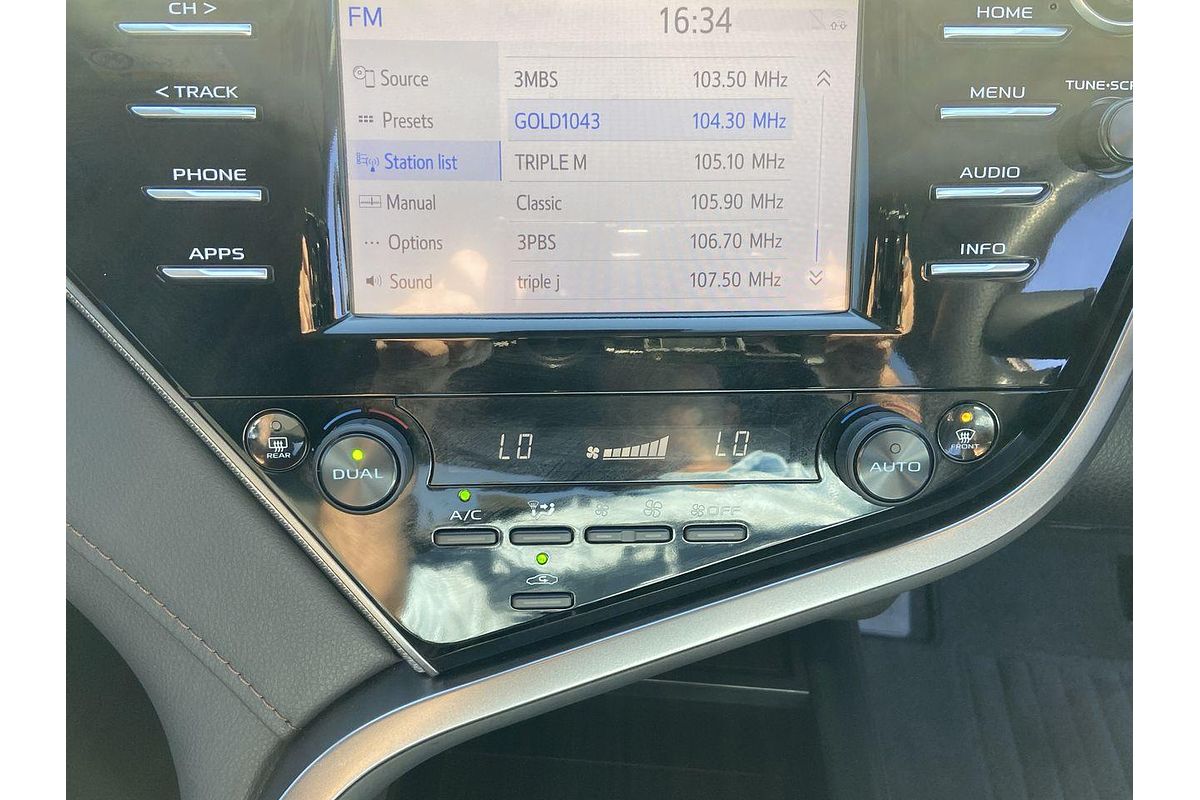2020 Toyota Camry Ascent AXVH70R