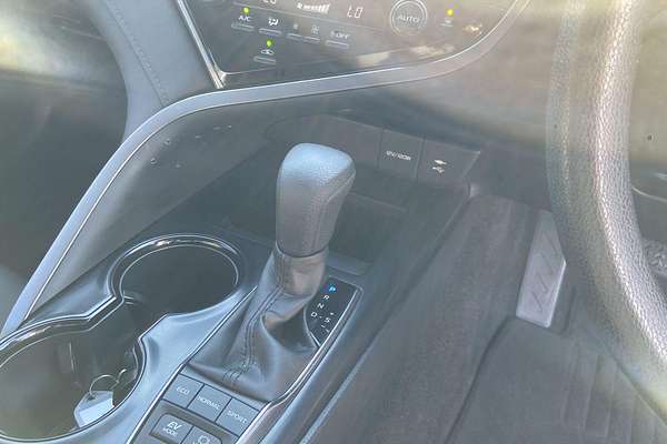 2020 Toyota Camry Ascent AXVH70R
