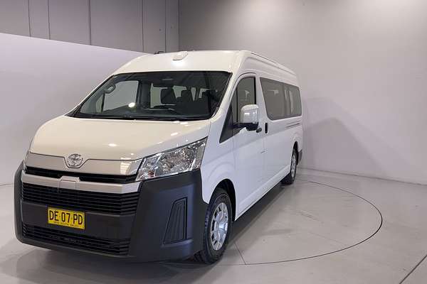 2022 Toyota Hiace Commuter GDH322R