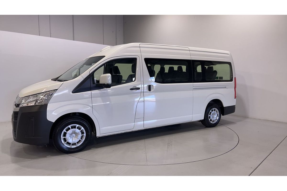 2022 Toyota Hiace Commuter GDH322R