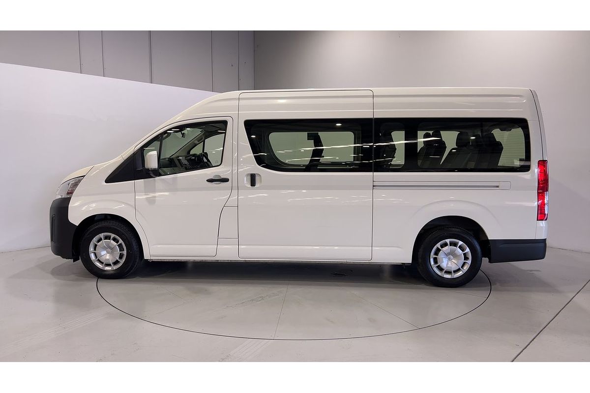 2022 Toyota Hiace Commuter GDH322R