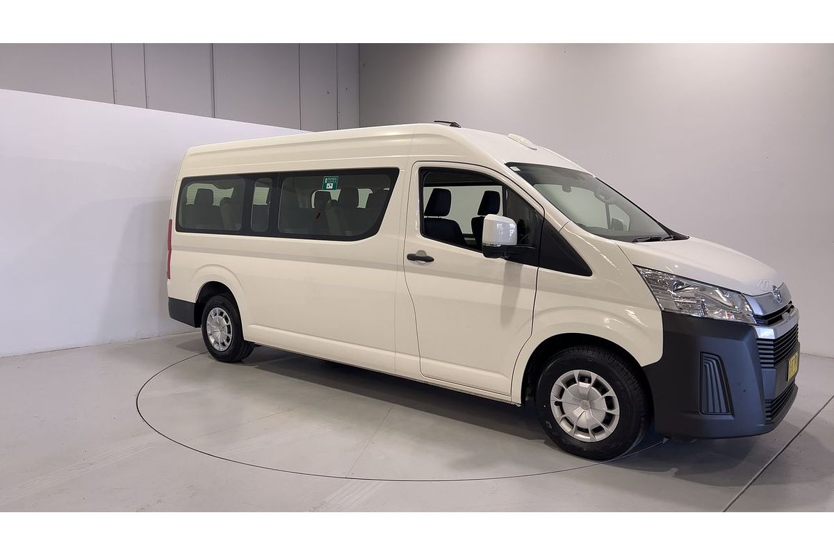 2022 Toyota Hiace Commuter GDH322R