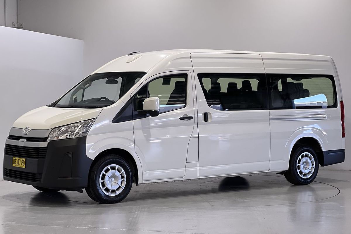 2022 Toyota Hiace Commuter GDH322R