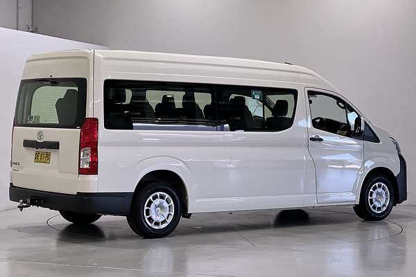 2022 Toyota Hiace Commuter GDH322R
