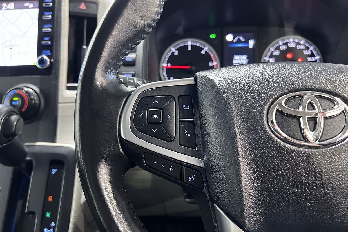 2022 Toyota Hiace Commuter GDH322R