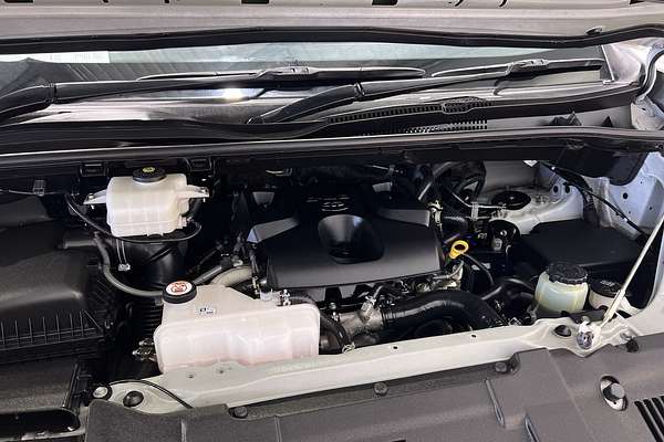 2022 Toyota Hiace Commuter GDH322R