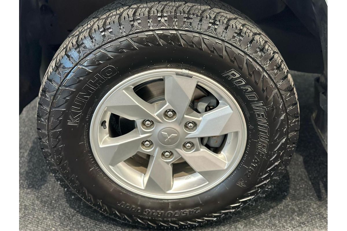 2019 Mitsubishi Triton GLX+ MR 4X4