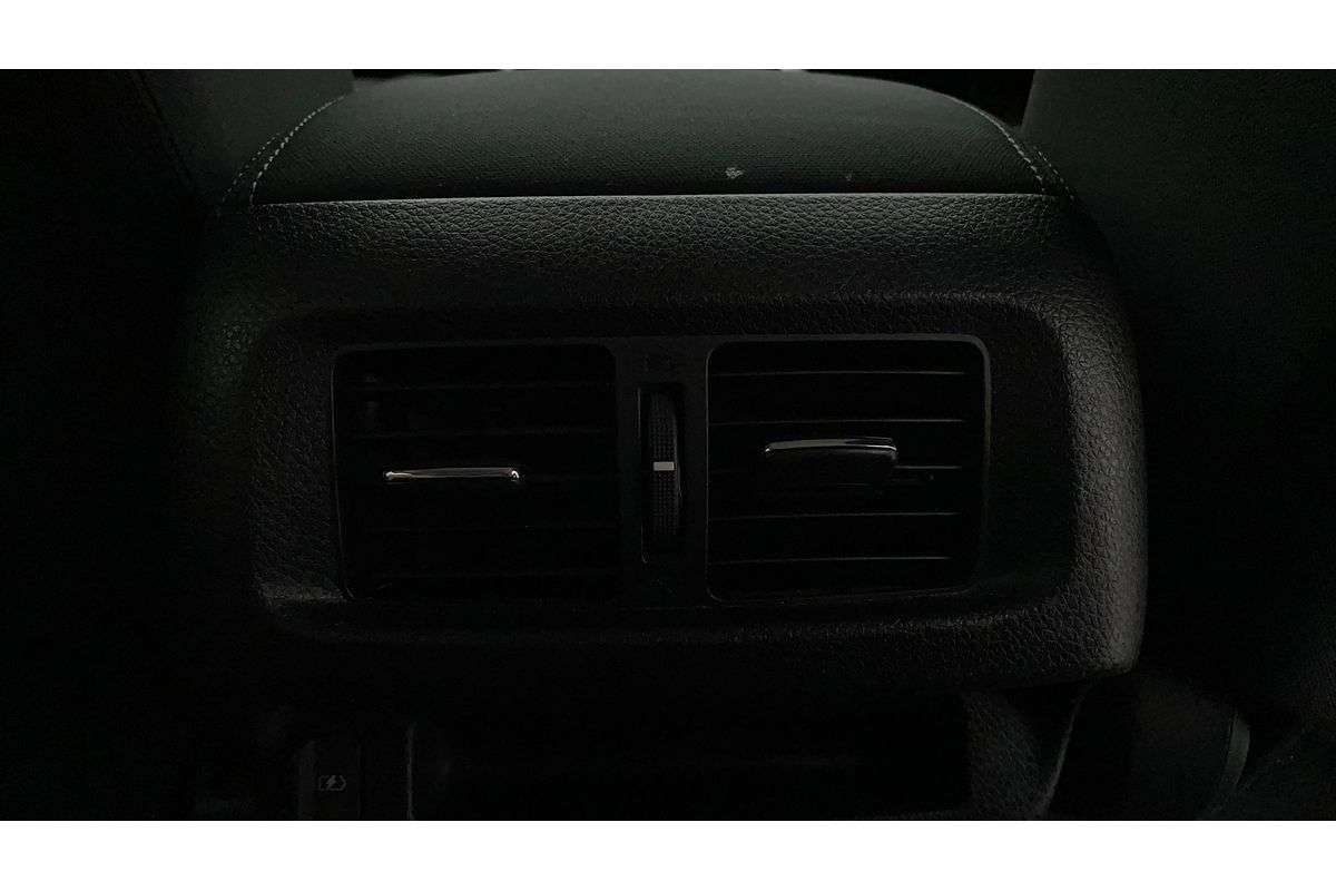 2021 Nissan Navara ST D23 4X4