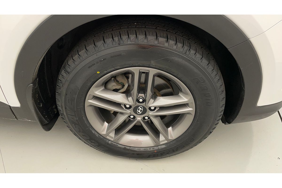 2017 Hyundai Santa Fe Active DM5 Series II