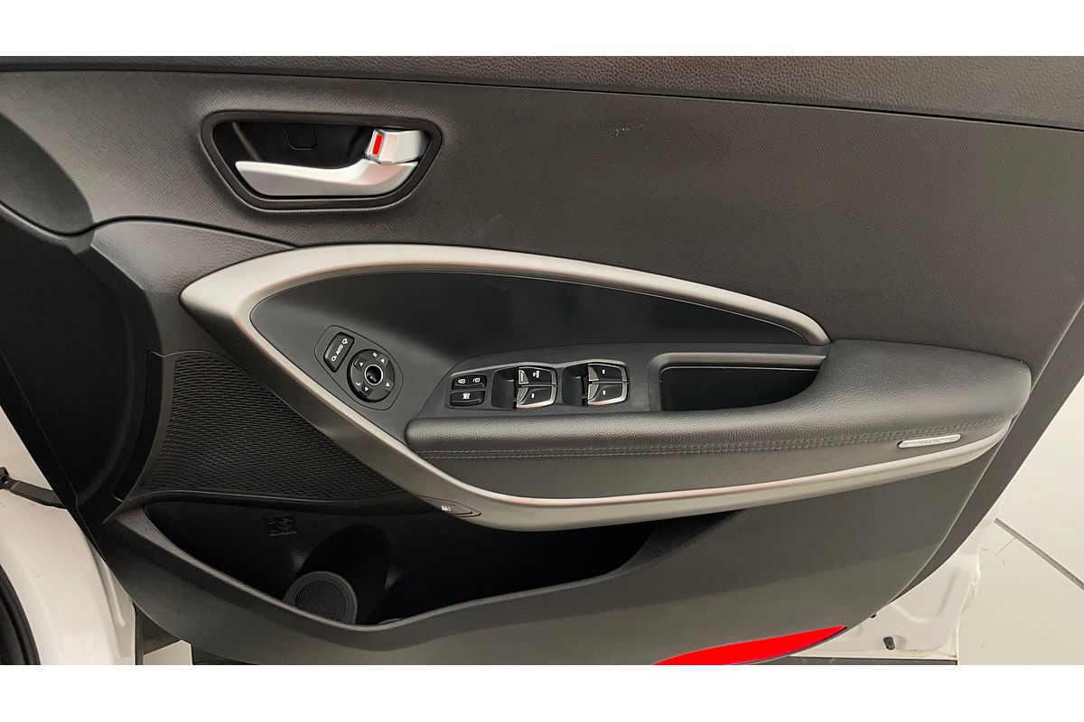 2017 Hyundai Santa Fe Active DM5 Series II