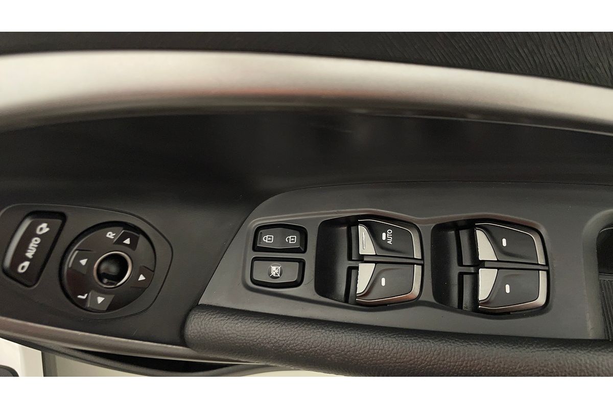 2017 Hyundai Santa Fe Active DM5 Series II