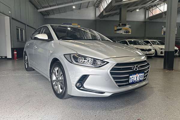 2017 Hyundai Elantra Active AD