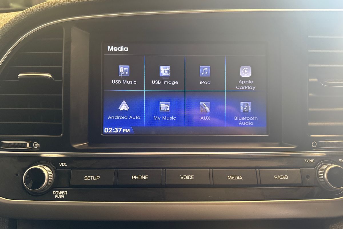 2017 Hyundai Elantra Active AD
