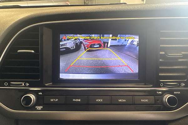 2017 Hyundai Elantra Active AD