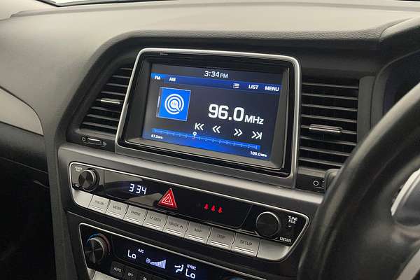 2018 Hyundai Sonata Active LF4