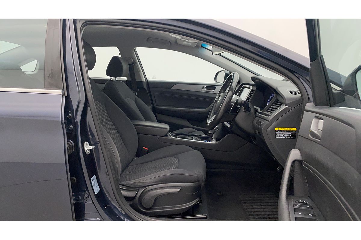 2018 Hyundai Sonata Active LF4
