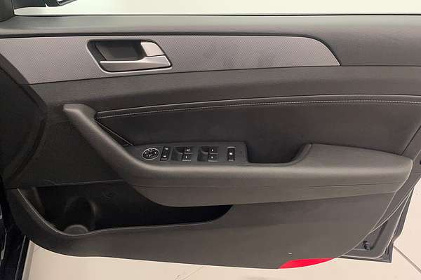 2018 Hyundai Sonata Active LF4