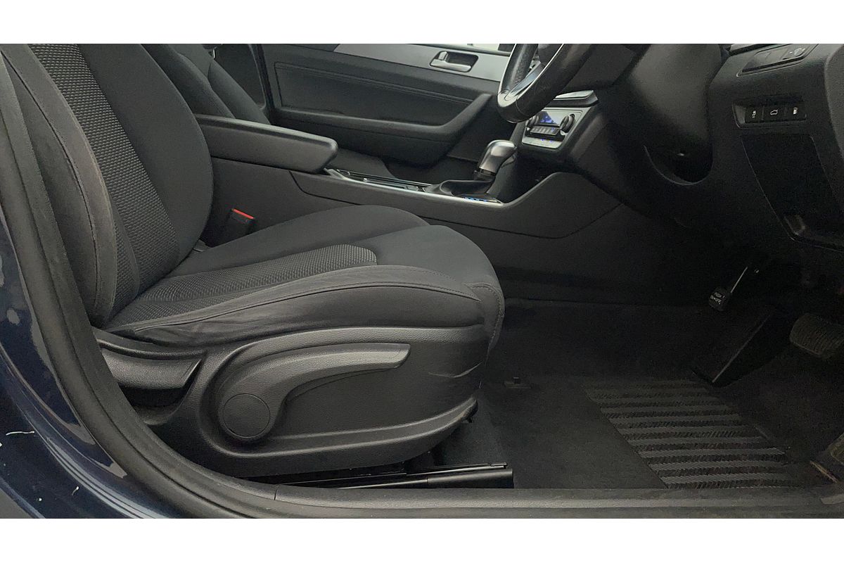 2018 Hyundai Sonata Active LF4