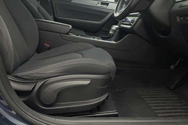 2018 Hyundai Sonata Active LF4