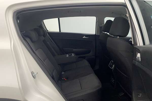 2019 Kia Sportage S QL
