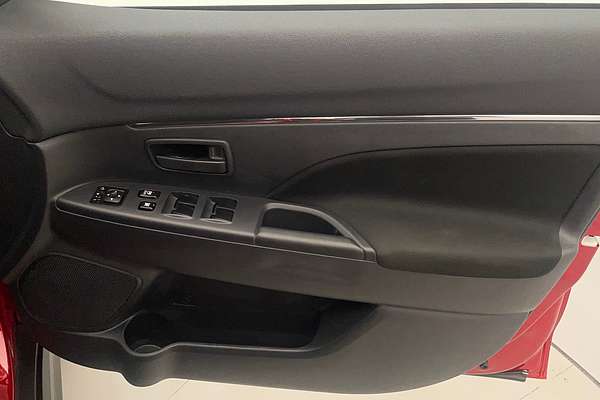 2023 Mitsubishi ASX ES XD