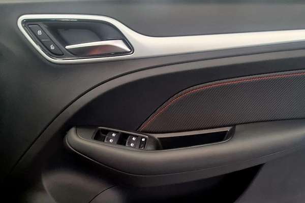 2023 MG ZS EV Essence AZS1