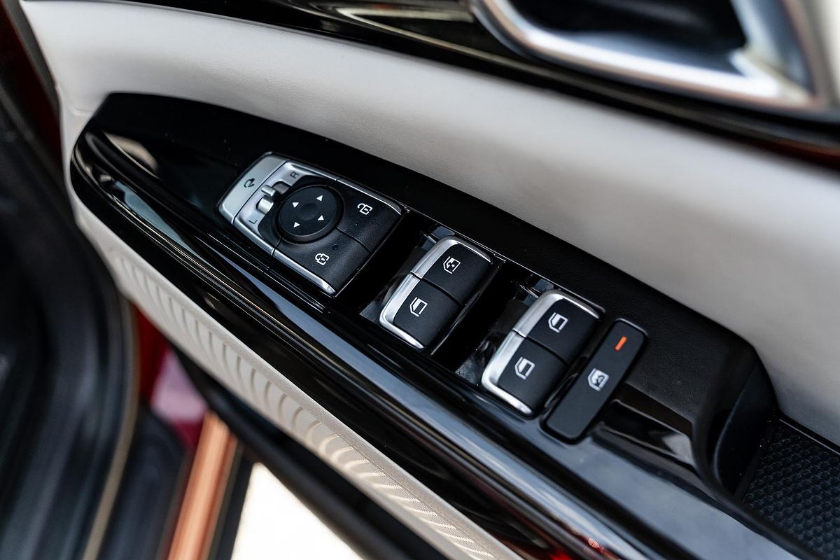 2022 Kia Carnival Si KA4