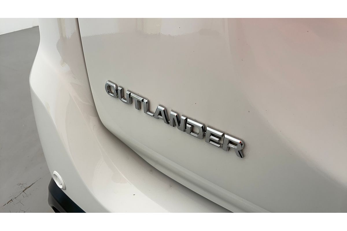 2020 Mitsubishi Outlander ES ADAS ZL
